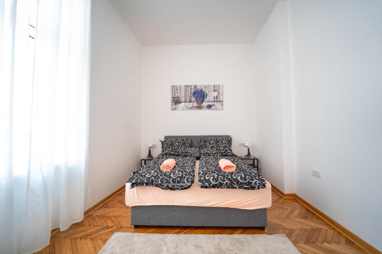 Botanical9, Belgrade Centre, 2 Bedroom Apartment Екстер'єр фото